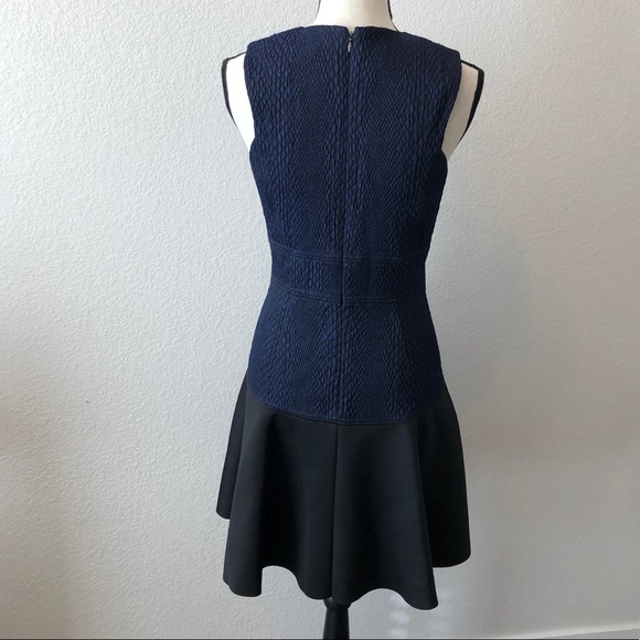 Rebecca Taylor V-Neck Stretch Snakeskin Dress - Picture 5 of 13